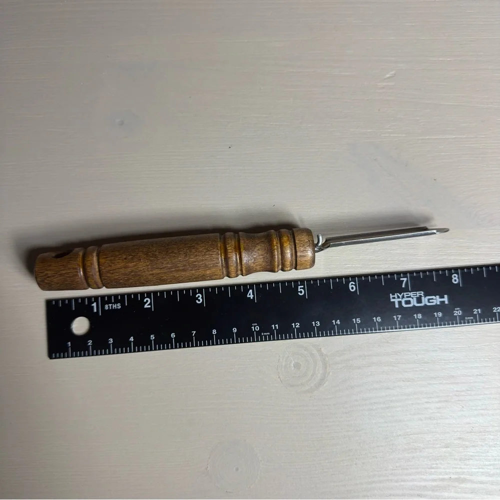 EKCO Country Cupboard Peeler 13501 Vintage 1983 Made And Printed In U.S.A